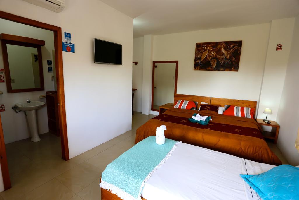 The Galapagos Pearl B&B Puerto Ayora  Dış mekan fotoğraf