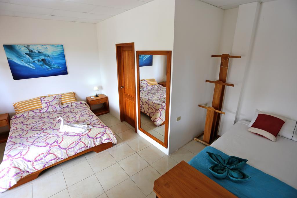 The Galapagos Pearl B&B Puerto Ayora  Dış mekan fotoğraf