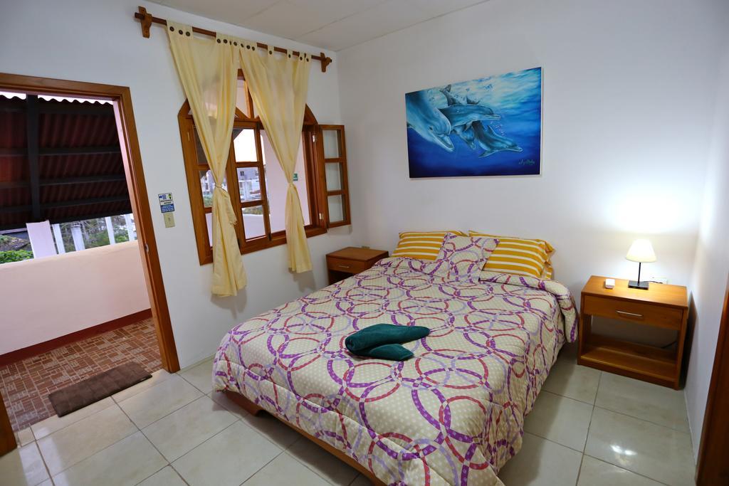 The Galapagos Pearl B&B Puerto Ayora  Dış mekan fotoğraf