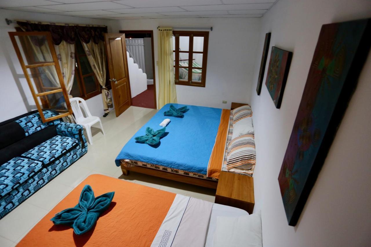 The Galapagos Pearl B&B Puerto Ayora  Dış mekan fotoğraf